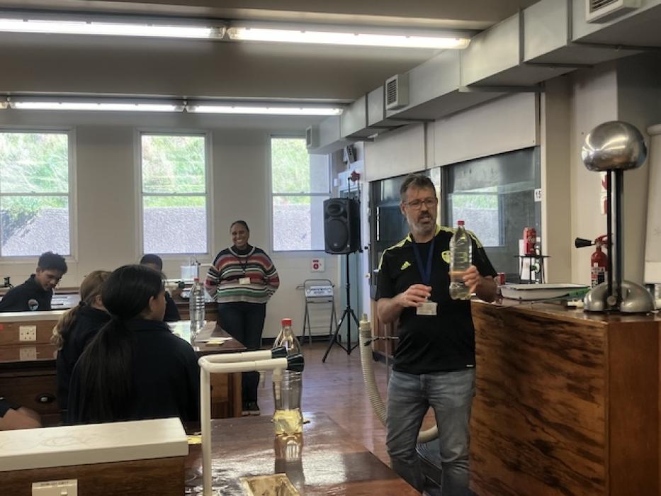 Bringing Science to Life for Learners