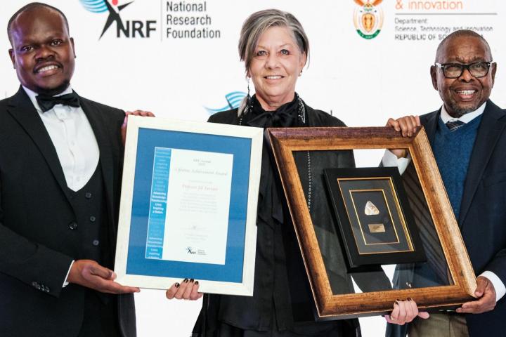 Jill Farrant receives Lifetime Achievement Award