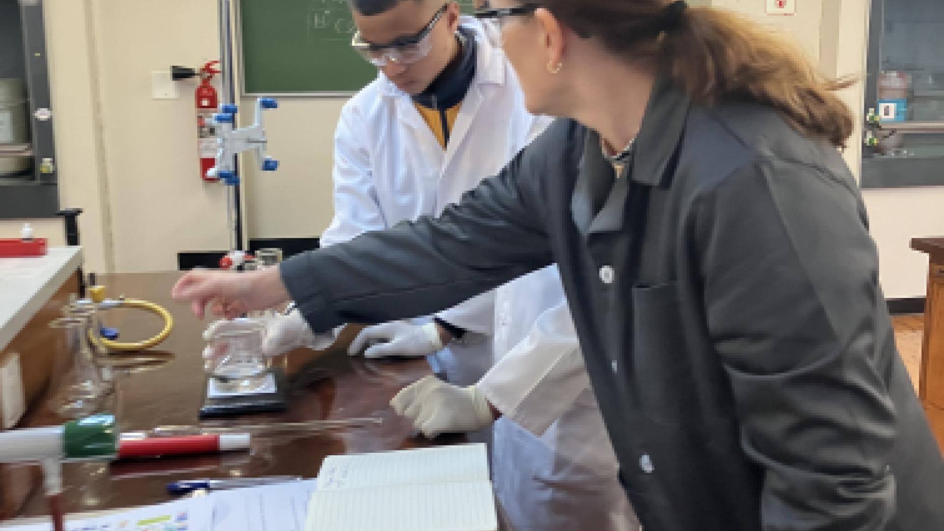 Crestway High School Students Experience Chemistry First-Hand