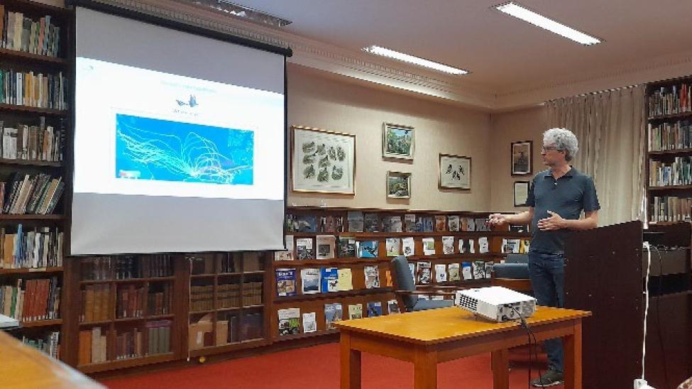 Bart Kempenaers presenting in the Niven Library