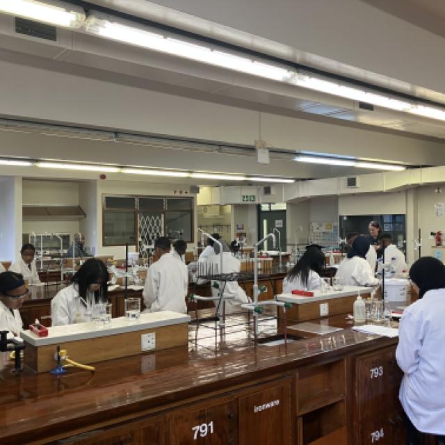 Crestway High School Students Experience Chemistry First-Hand