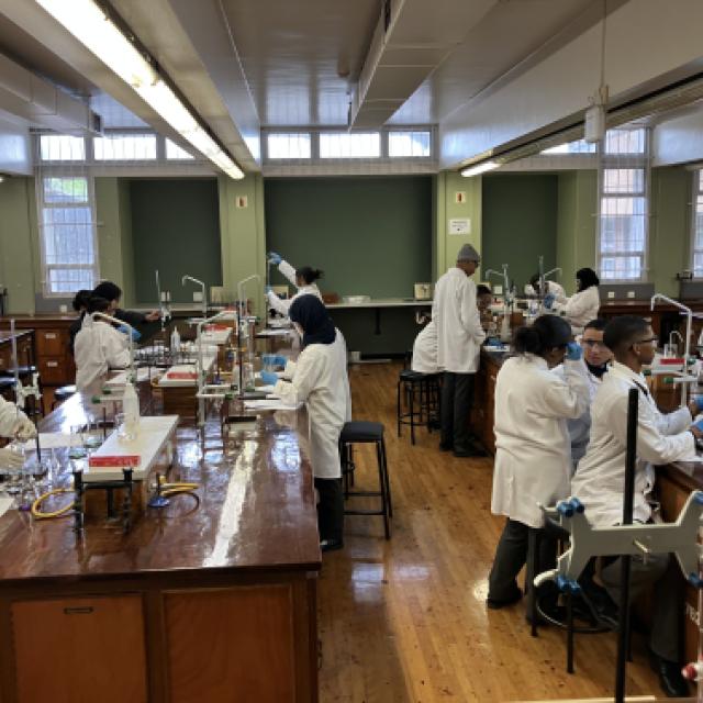 Crestway High School Students Experience Chemistry First-Hand