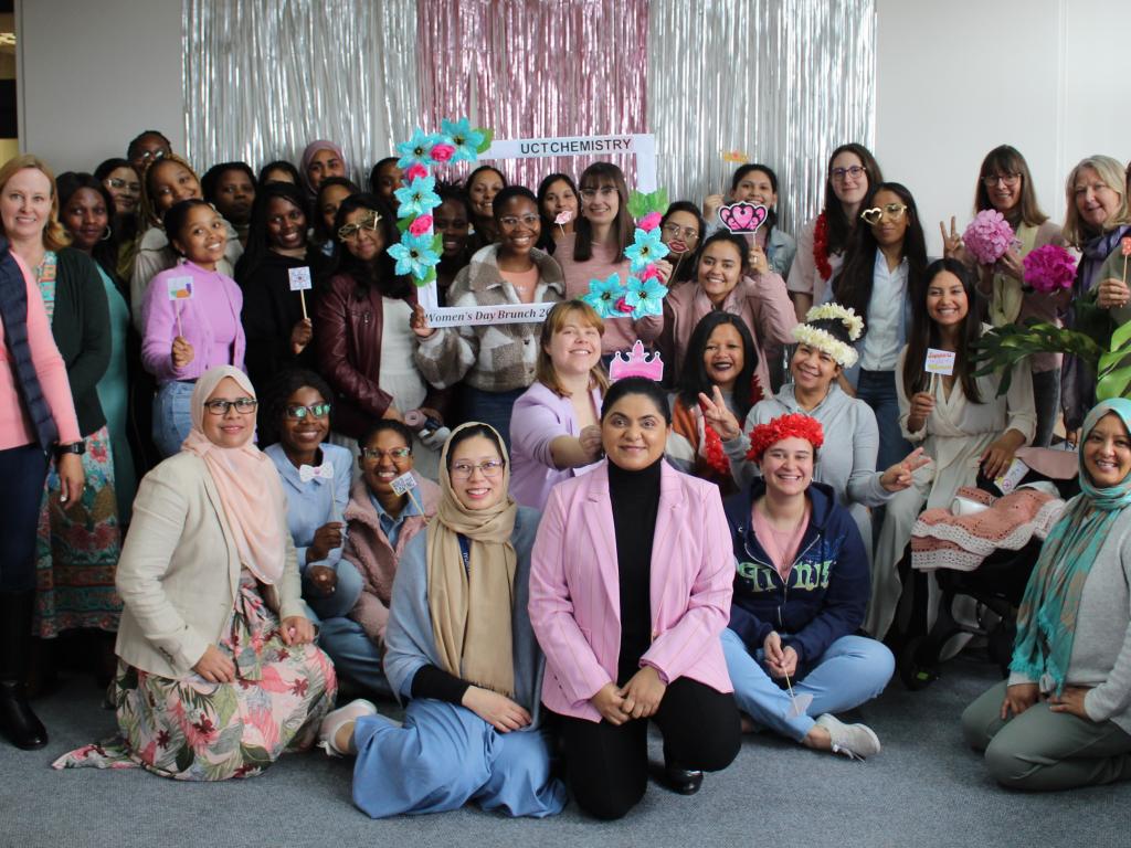 Women at Chemistry brunch