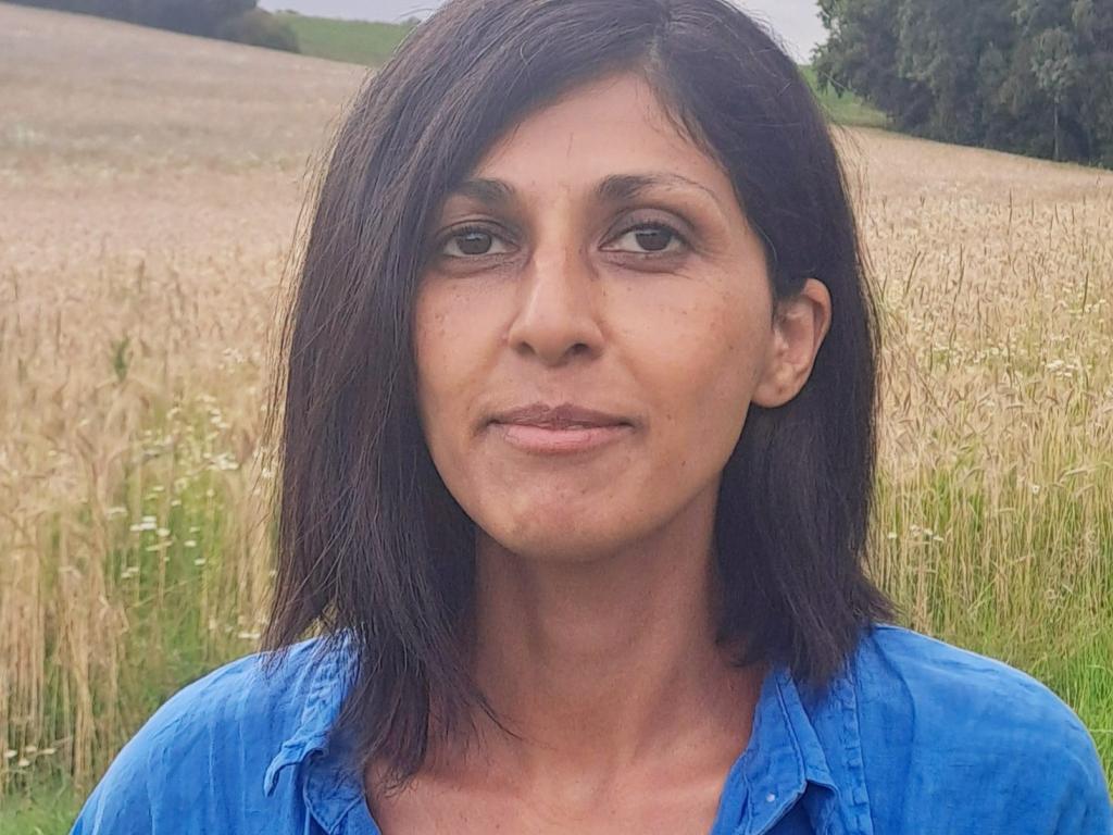 Dr Suraya Scheba