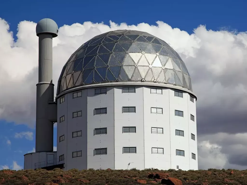 southern-african-large-telescope-south-astronomical-observatory